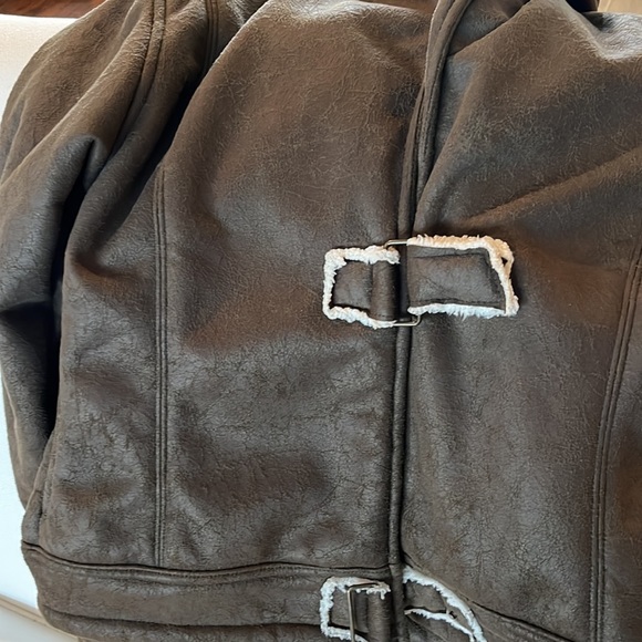 Eco-Friendly Women’s Brown Suede Bomber Jacket Lambskin-like Lining Fall-Winter - Picture 8 of 9
